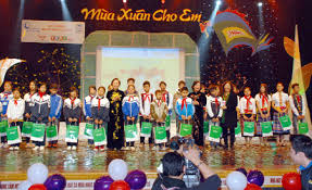 កម្មវិធីនិទាឃរដូវសំរាប់កុមារលើកទី៨